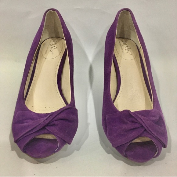 Airflex 'Bingo' Kitten Heels Size 6 Purple Suede - Picture 2 of 11
